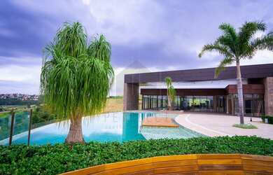 Imagem: O terreno possui 1.395m² de Área e está localizado em Loteamento