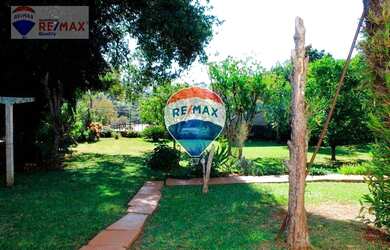 Imagem: O terreno possui 846m² de Área e está localizado em Centro