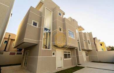 Imagem: A casa possui 3 Dormitórios, 5 Banheiros, 2 Vagas na garagem