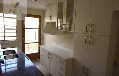 Imagem 4: Casa com 3 dormitórios à venda por R$ 499.000,00 - Novo Mundo - Curitiba/PR