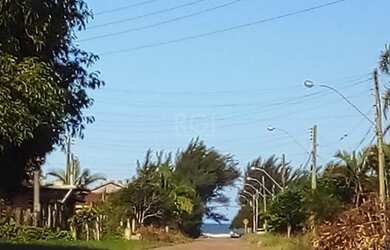 Imagem: O terreno possui 331m² de Área e está localizado em Arroio