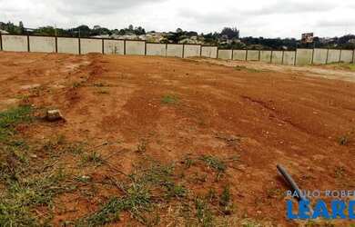 Imagem: O terreno possui 609m² de Área e está localizado em Chácara