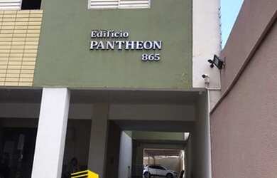 Imagem: O apartamento possui 1 Dormitório, 1 Banheiro, 1 Vaga na garagem