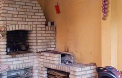 Imagem: A casa em condomínio possui 3 Dormitórios, 2 Banheiros, 1