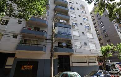 Imagem: O apartamento possui 3 Dormitórios, 3 Banheiros, 2 Vagas na
