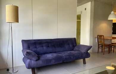 Imagem: O apartamento possui 1 Dormitório, 1 Banheiro, 1 Vaga na garagem