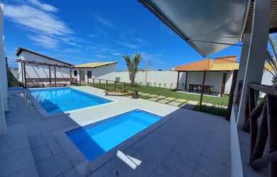 Imagem: A casa em condomínio possui 4 Dormitórios, 5 Banheiros, 1