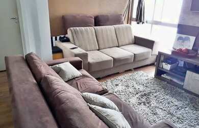 Imagem: O apartamento possui 3 Dormitórios, 1 Banheiro, 1 Vaga na garagem