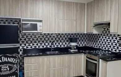 Imagem: A casa possui 2 Dormitórios, 1 Banheiro, 2 Vagas na garagem