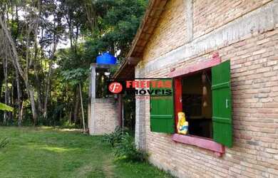 Imagem 4: CASA EM LUMIAR COM 3QTS SENDO 1STE LAREIRA FOGÃO A LENHA