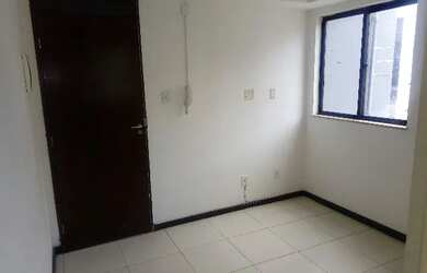 Imagem: A casa possui 2 Dormitórios, 3 Banheiros, 70m² de Área e