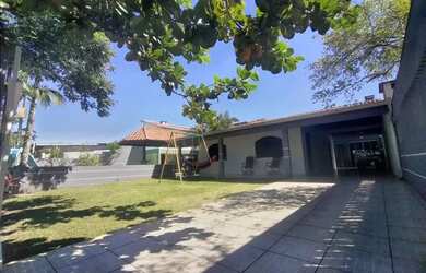 Imagem 2: Temporada em Matinhos. Imóvel novo, 4 Vagas na garageme5 Dormitórios