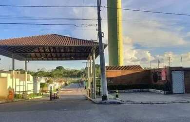 Imagem: A casa em condomínio possui 3 Dormitórios, 2 Banheiros, 2