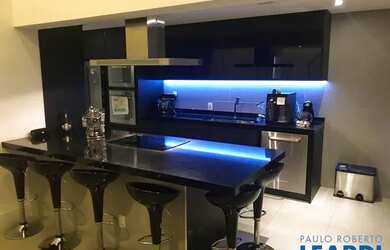 Imagem: O apartamento possui 2 Dormitórios, 5 Banheiros, 3 Vagas na