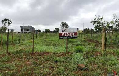 Imagem: O terreno possui 300m² de Área e está localizado em Parque