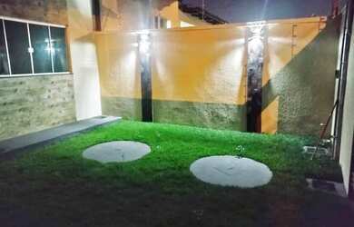 Imagem: A casa possui 3 Dormitórios, 2 Banheiros, 210m² de Área e