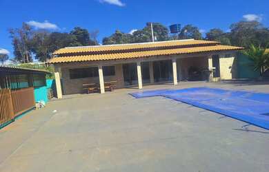 Imagem: A chácara possui 22000m² de Área e está localizado em Goianápolis