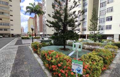 Imagem: O apartamento possui 4 Dormitórios, 2 Banheiros, 1 Vaga na