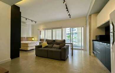 Imagem: O apartamento possui 1 Dormitório, 2 Banheiros, 1 Vaga na garagem