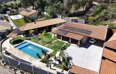 Imagem: A fazenda possui 1.000m² de Área e está localizado em Mairinque