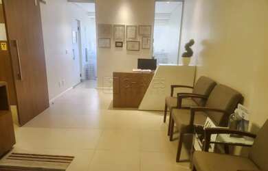 Imagem: O depósito possui 56m² de Área e está localizado em Alto