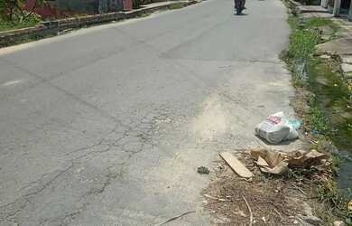 Imagem 13: Venda de 3 casas no mesmo terreno.sendo 2 de alvenaria.1 de Lage