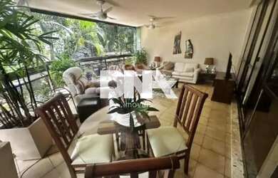 Imagem: O apartamento possui 3 Dormitórios, 3 Banheiros, 2 Vagas na