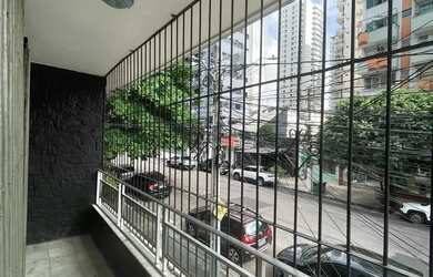 Imagem: O apartamento possui 2 Dormitórios, 1 Banheiro e 75m² de Área