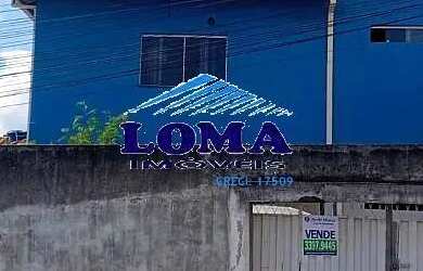 Imagem: A casa possui 4 Dormitórios, 2 Banheiros, 3 Vagas na garagem