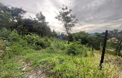 Imagem: O terreno possui 360m² de Área e está localizado em Bela