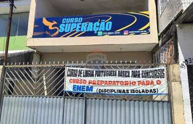 Imagem: A casa à venda possui 4 Dormitórios, 3 Banheiros, 1 Vaga na