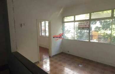 Imagem: O apartamento possui 4 Dormitórios, 2 Banheiros, 132m² de