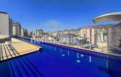 Imagem: O apartamento possui 2 Dormitórios, 2 Banheiros, 2 Vagas na