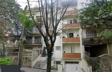 Imagem: O apartamento possui 2 Dormitórios, 1 Banheiro e 64m² de Área