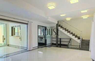 Imagem: A casa em condomínio possui 4 Dormitórios, 5 Banheiros, 4