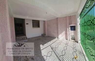 Imagem: A casa possui 3 Dormitórios, 1 Banheiro, 2 Vagas na garagem