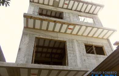 Imagem: O depósito possui 5 Vagas na garagem, 500m² de Área e está