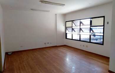 Imagem: O depósito possui 10m² de Área e está localizado em Vila