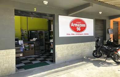 Imagem: O depósito está localizado em Jaconé, Saquarema para alugar