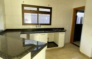 Imagem 2: Casa com 4 dormitórios à venda, 206 m² por R$ 1.100.000 - Residencial...