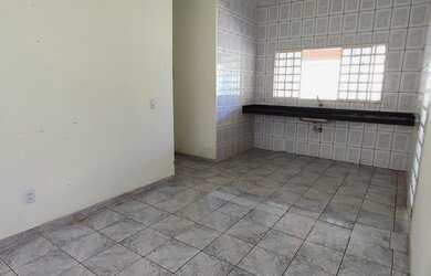 Imagem 7: Casa com 3/4, na região sul