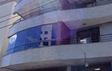 Imagem: O apartamento possui 2 Dormitórios, 2 Banheiros, 2 Vagas na