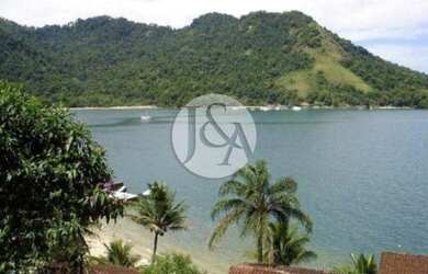 Imagem: O studio possui 3 Dormitórios, 1 Banheiro, 5 Vagas na garagem