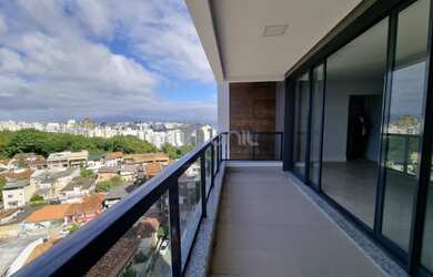 Imagem: O apartamento possui 3 Dormitórios, 3 Banheiros, 2 Vagas na