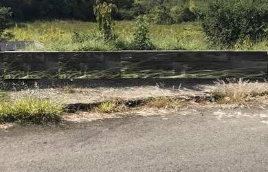 Imagem: O terreno possui 250m² de Área e está localizado em Penha