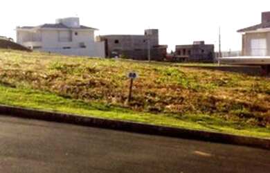 Imagem: O terreno possui 308m² de Área e está localizado em Pinheiro