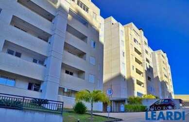 Imagem: O apartamento possui 3 Dormitórios, 2 Banheiros, 2 Vagas na