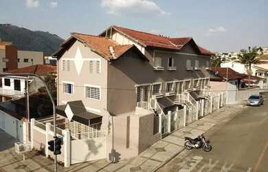 Imagem: O apartamento possui 1 Dormitório, 1 Banheiro, 60m² de Área