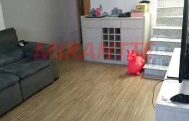 Imagem: A casa possui 3 Dormitórios, 3 Banheiros, 2 Vagas na garagem