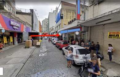 Imagem: O depósito possui 300m² de Área e está localizado em Centro